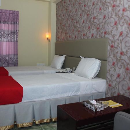 Golden Inn Chattagram Ltd Читтагонг Экстерьер фото