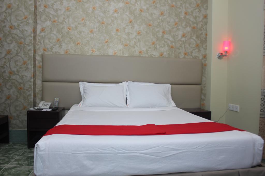 Golden Inn Chattagram Ltd Читтагонг Экстерьер фото